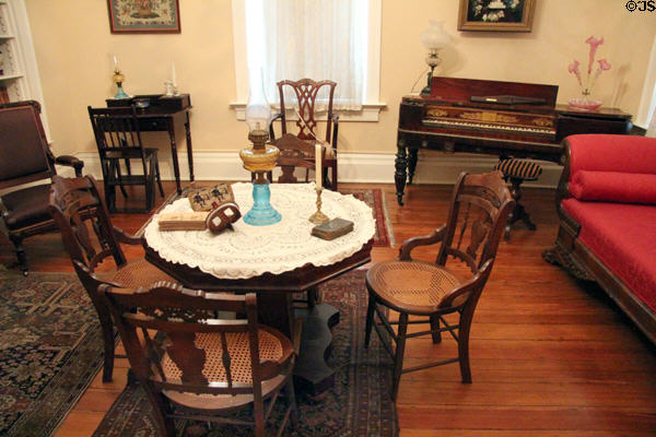 Sitting room at Earle-Napier-Kinnard House. Waco, TX.