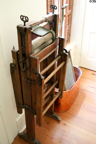 Washing machine wringer with drying rack wings at East Terrace House. Waco, TX.