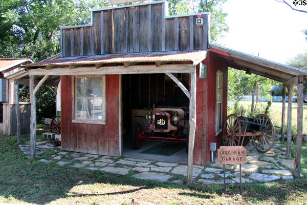 REO automobile (1907) at Conservation Plaza. New Braunfels, TX.