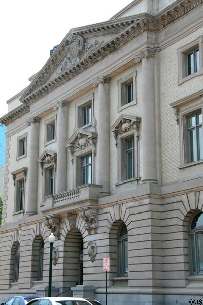 Norfolk Main Library (Old City Hall) (235 E. Plume St.). Norfolk, VA. Architect: Wyatt & Nolting. On National Register.