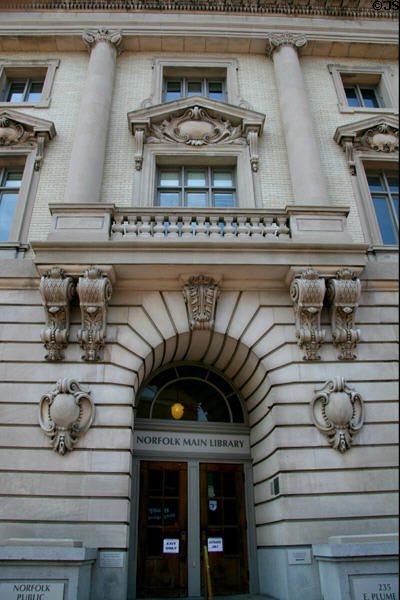 Norfolk Main Library entrance (235 E. Plume St.). Norfolk, VA.