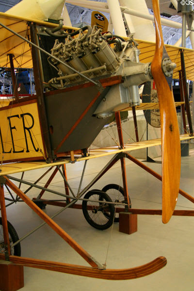 Engine of Fowler-Gage Tractor (1912) at National Air & Space Museum. Chantilly, VA.