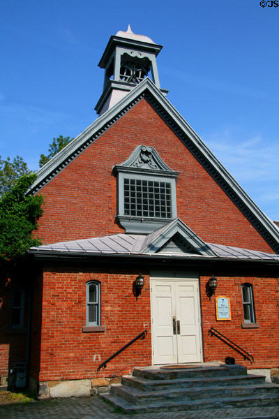 Town Hall Annex (7 SW Wirt St.). Leesburg, VA.