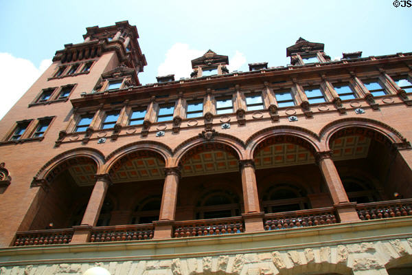Main Street Station (Union Station) (1901) (5 floors) (1520 E. Main St.). Richmond, VA. Architect: Wilson, Harris, & Richards.