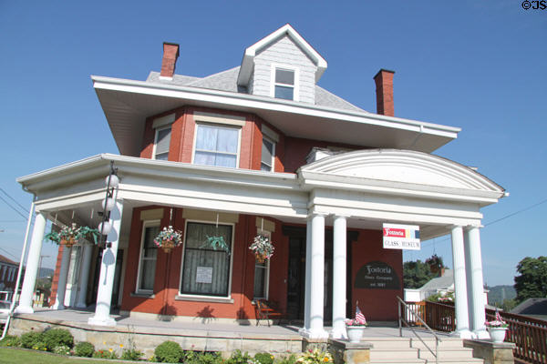 Fostoria Glass Museum run by Glass Society of America. Moundsville, WV.