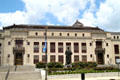Columbus City Hall with statue of Christopher Columbus. Columbus, OH.